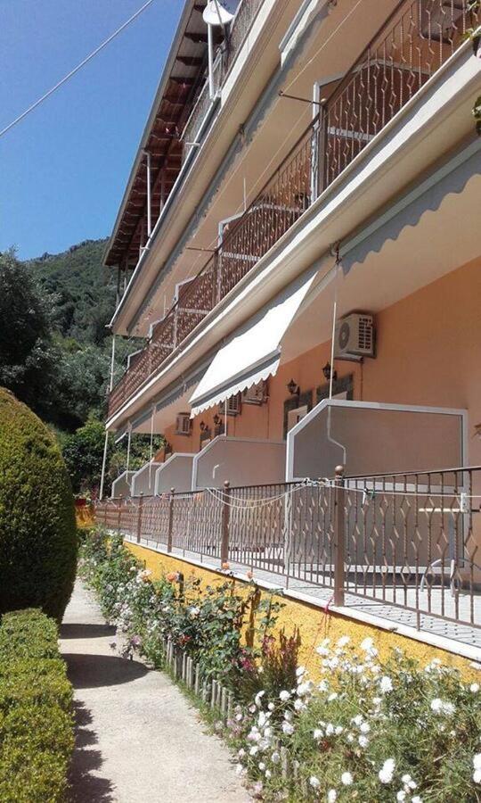 Olivista Apartment Parga Exterior photo